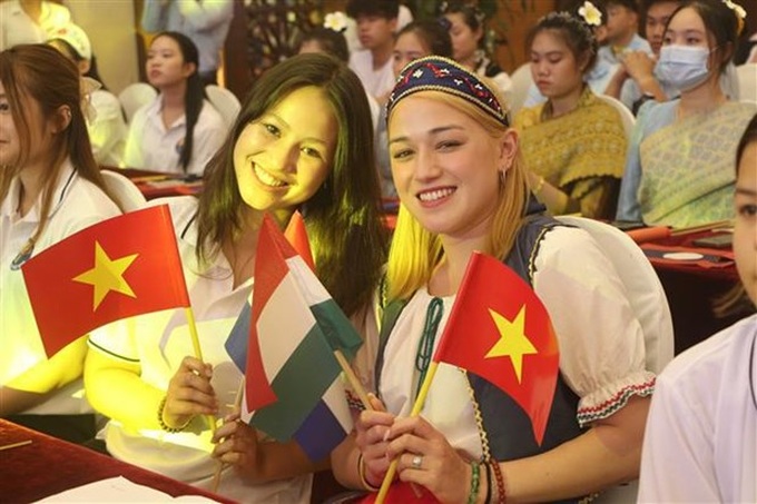 Annual summer camp for overseas Vietnamese youngths launched in Nghe An - 1 Annual summer camp for overseas Vietnamese youngths launched in Nghe An - 1