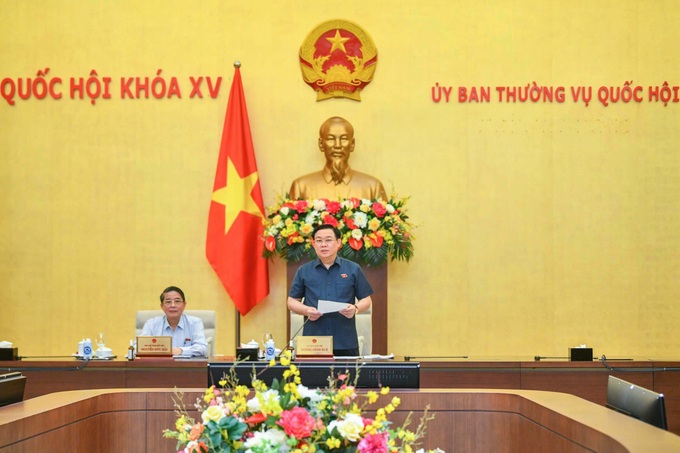 Vietnam cuts environmental protection tax for fuel - 2