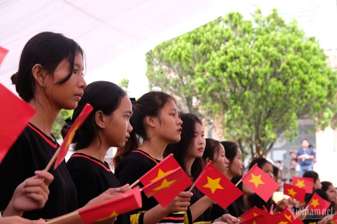 23 million students begin new school year - 7 23 million students begin new school year - 7