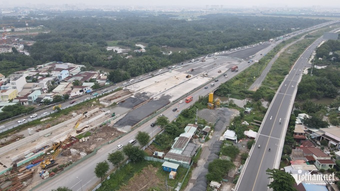 Nearly VND1 trillion for expanding access road to southern highway - 1 Nearly VND1 trillion for expanding access road to southern highway - 1