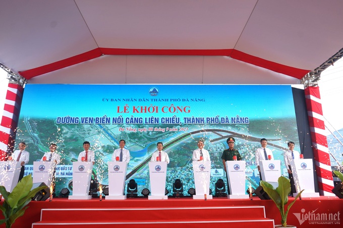 Danang starts construction of VND1.20 trillion coastal road - 1 Danang starts construction of VND1.20 trillion coastal road - 1