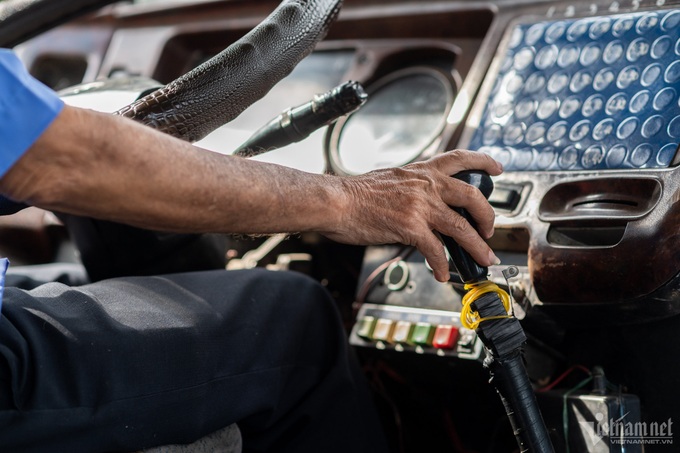 HCM City buses face severe deterioration - 5