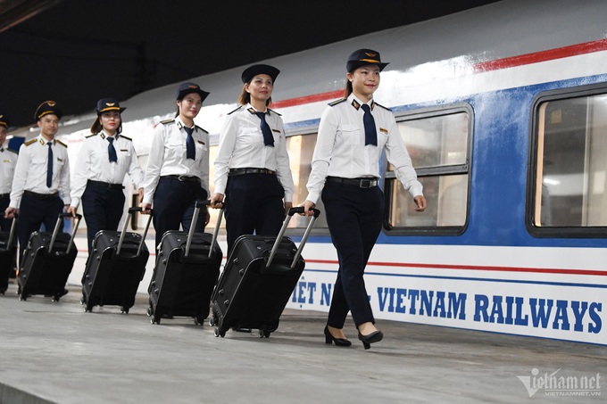 Hanoi-Da Nang high-quality train service launched - 2 Hanoi-Da Nang high-quality train service launched - 2