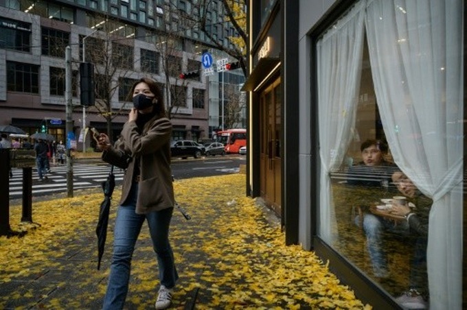 South Korea virus cases hit highest level since March - 1