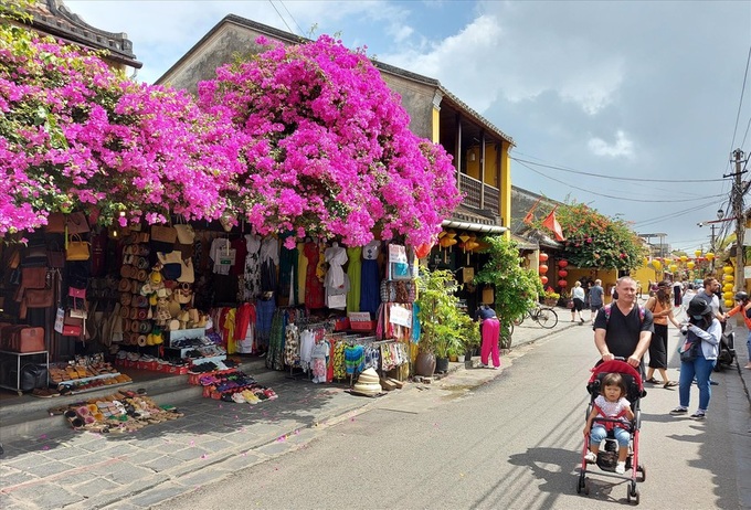 Quang Nam to pilot receiving foreign tourists - 1