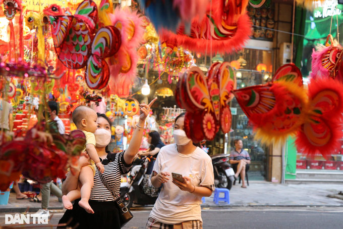 Hang Ma Street gears up for Mid-Autumn festival - 5
