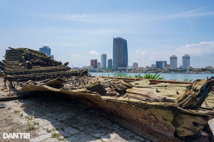 Illegal dumping ravages Danang river area - 9