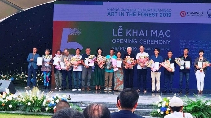 ‘Arts in the Forest’ exhibition opens in Vinh Phuc’s resort - 1