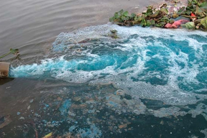 Hai Duong fines three firms for discharging untreated wastewater - 1