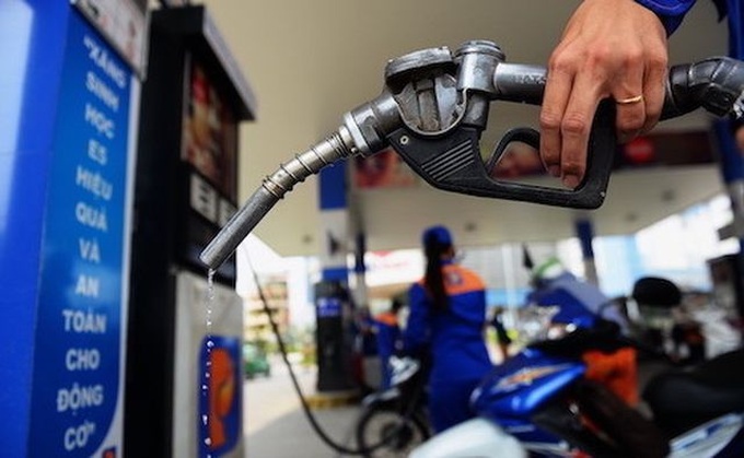 Petroleum prices drop for 3rd time in a month - 1