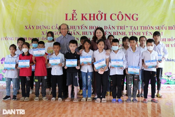 New Dantri Bridge built in Yen Bai - 2