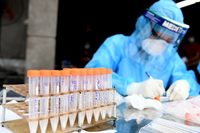 Vietnam reports additional 305 new Covid-19 infections on Sunday - 1 Vietnam reports additional 305 new Covid-19 infections on Sunday - 1