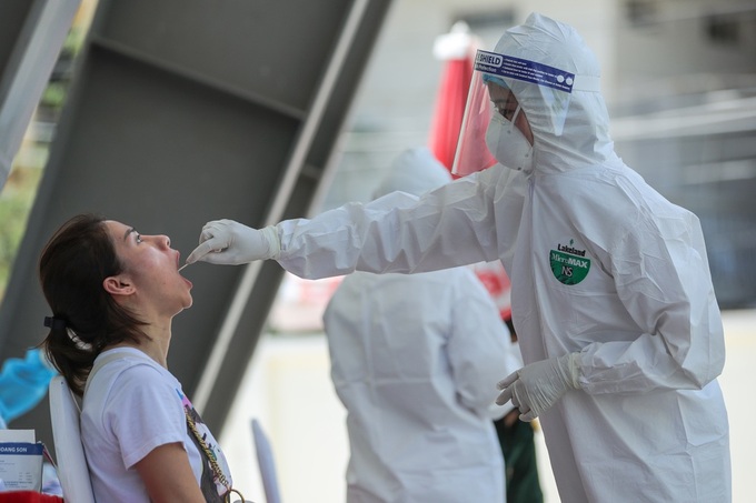 Vietnam reports a new imported Covid-19 patient, one more dies - 1