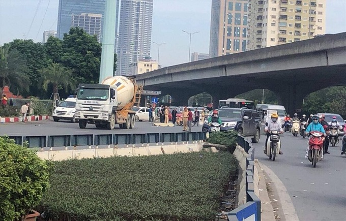 Two dead after truck collision - 1