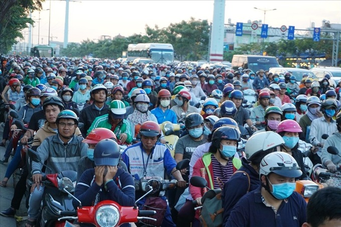HCM City motorbike ban faces opposition - 1