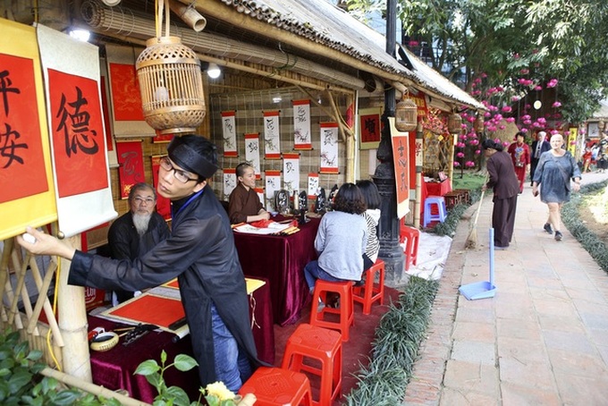 Hanoi calligraphy festival set to run during Tet - 1
