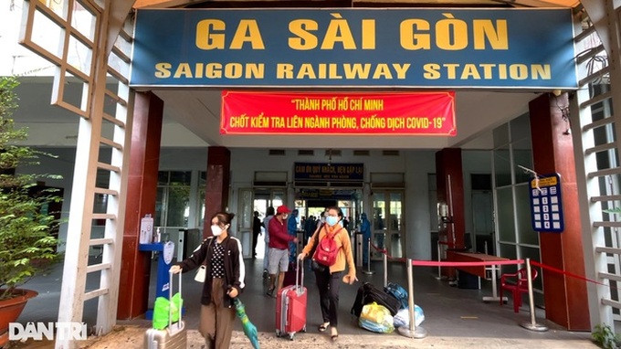 2,800 people in Quang Binh taken home from Covid-19 hotspots - 3