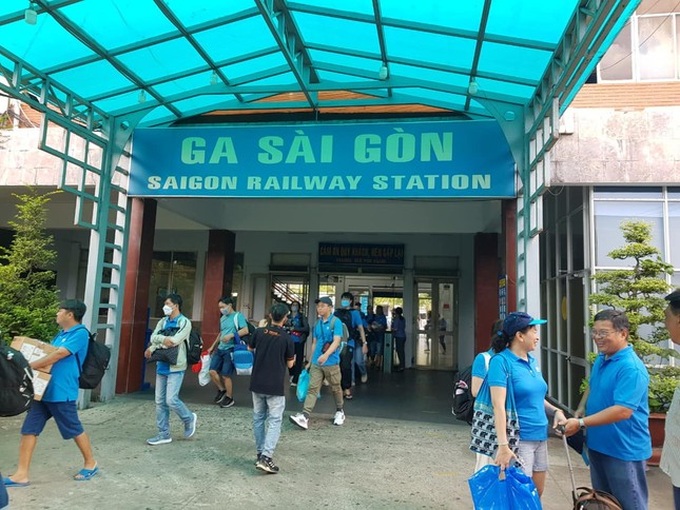 More trains from HCM City to tourist destinations arranged - 1 More trains from HCM City to tourist destinations arranged - 1