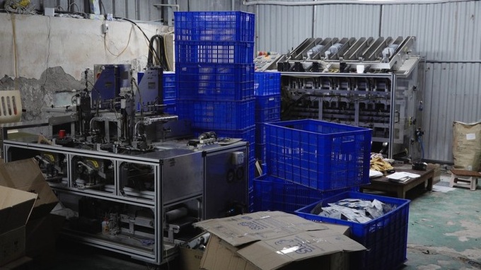 Tonnes of fake Australian, Canadian products made in Hanoi workshop - 4 Tonnes of fake Australian, Canadian products made in Hanoi workshop - 4