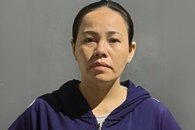 Woman arrested in suspected family murder - 1 Woman arrested in suspected family murder - 1