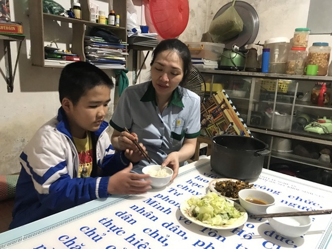 Little boy struggles against leukaemia - 1