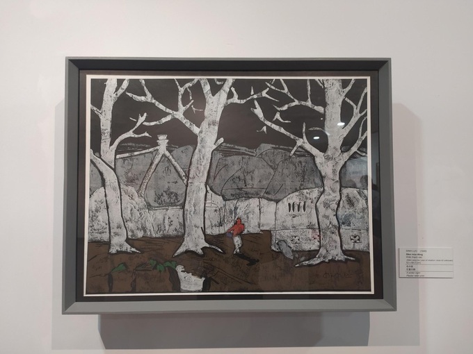 Japanese donates over 200 paintings to Danang Museum - 2