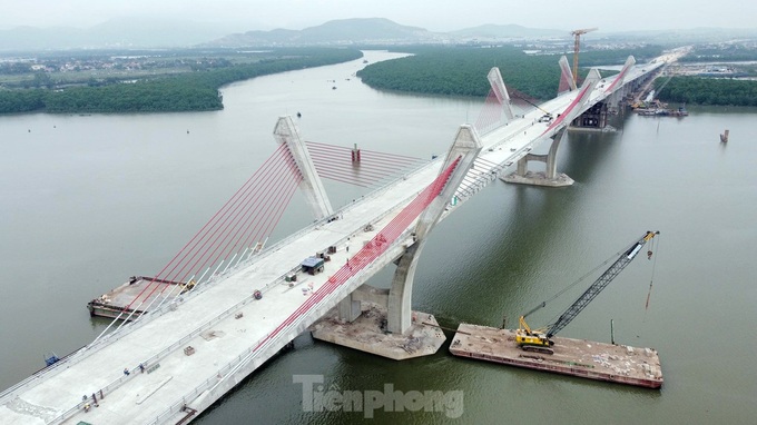 Haiphong-Quang Ninh bridge to open in May - 2 Haiphong-Quang Ninh bridge to open in May - 2