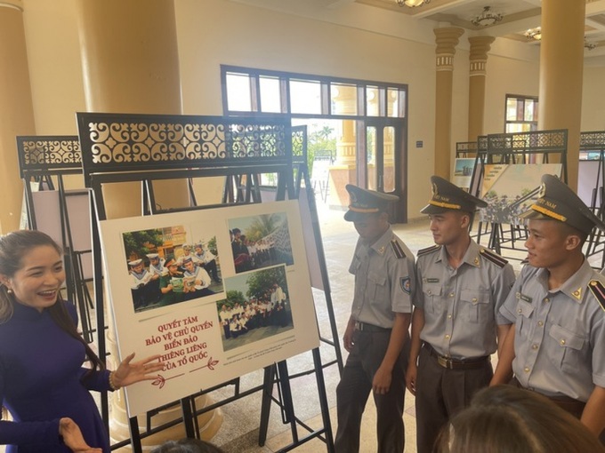 Exhibition asserts Vietnamese sovereignty over Paracel islands - 1 Exhibition asserts Vietnamese sovereignty over Paracel islands - 1