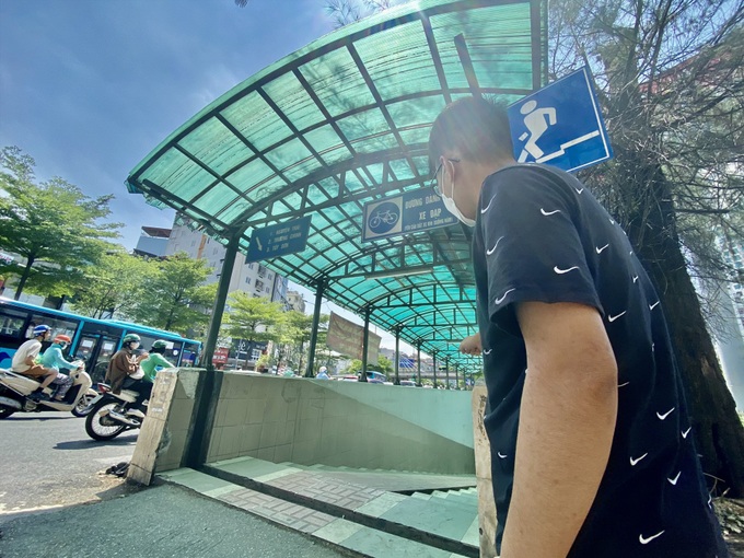 Hanoi subways largely abandoned - 2