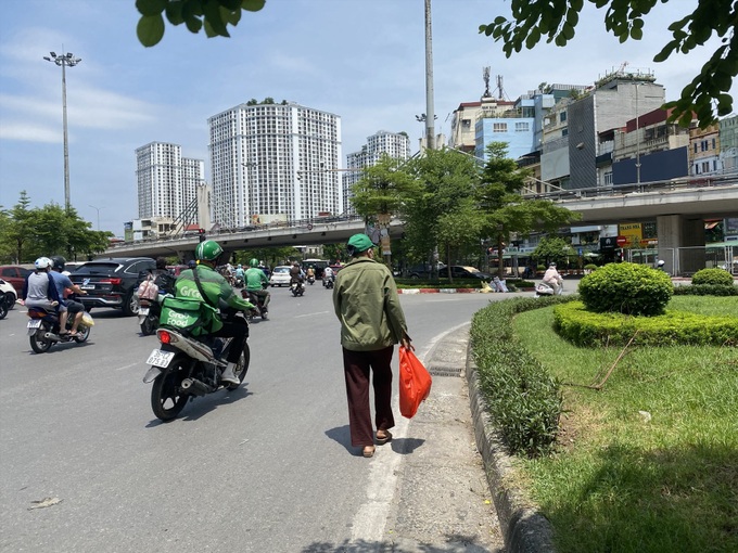 Hanoi subways largely abandoned - 6