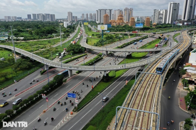 HCM City’s first metro test run conducted - 2 HCM City’s first metro test run conducted - 2