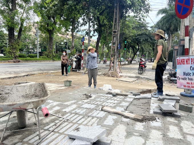 Hanoi deals with pavement deterioration - 6 Hanoi deals with pavement deterioration - 6