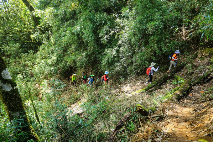 Pristine beauty of Ta Xua mountain peak - 6