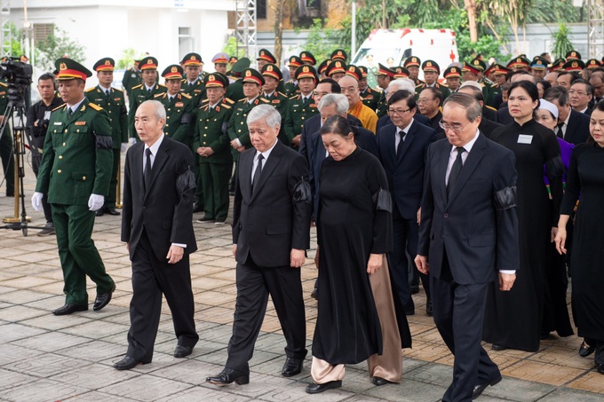 Senior Vietnamese leaders pay respects to Party General Secretary Nguyen Phu Trong - 8 Senior Vietnamese leaders pay respects to Party General Secretary Nguyen Phu Trong - 8
