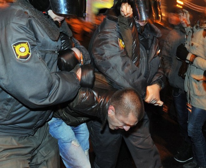 Defiant Russia opposition vows mass protest - 1