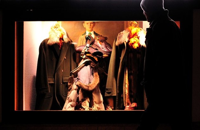 Moody's cuts ratings, outlooks on nine EU countries - 1