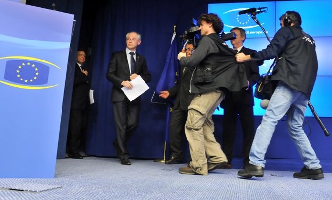 Deficit sinners test EU's new fiscal pact - 1