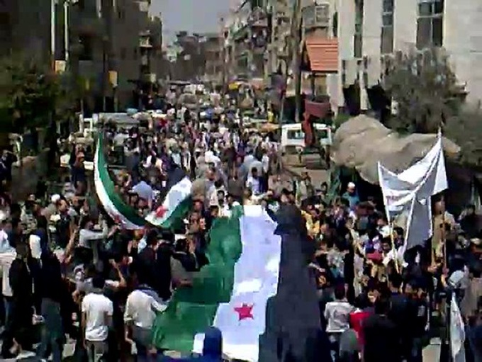 Tens of thousands in anti-regime marches in Syria - 1 Tens of thousands in anti-regime marches in Syria - 1