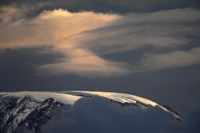 Experts advise on managing climate change aid - 1
