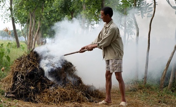 Post harvest straw smoke continues to harm people - 1