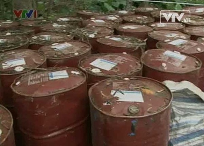 Pesticide maker closed for dumping toxic waste - 1