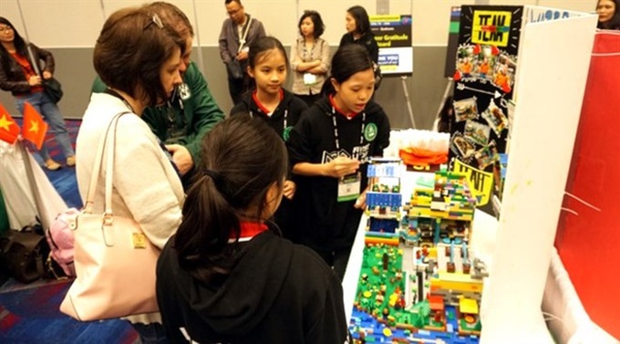 Vietnamese student teams win big at US lego event - 1