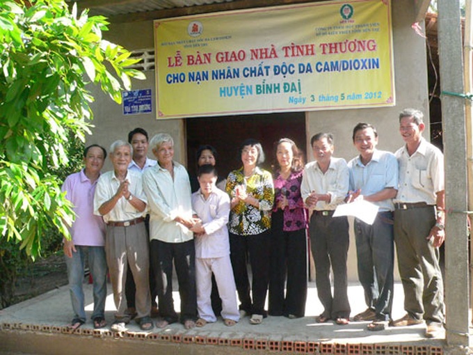 Presenting 30 houses for AO victims - 1 Presenting 30 houses for AO victims - 1