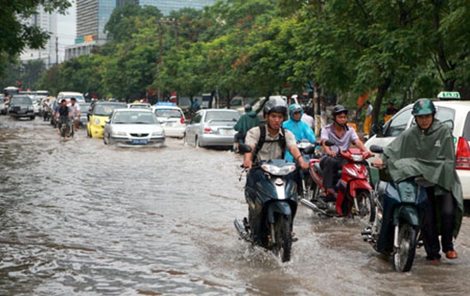 Hanoi steps up flood prevention efforts - 1 Hanoi steps up flood prevention efforts - 1