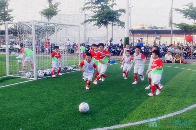 Football for disadvantaged highland children - 1 Football for disadvantaged highland children - 1