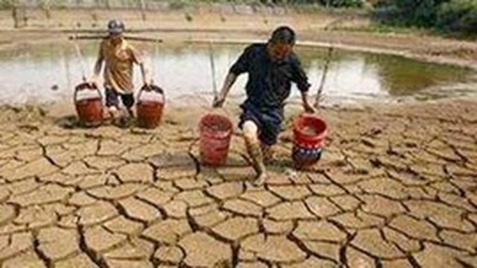 Extreme weather keeps battering Vietnam - 1