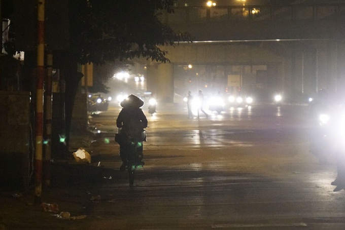 Hanoi on a winter night - 1