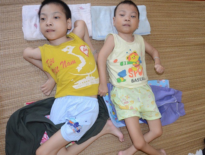 Disabled sisters in need of help - 1 Disabled sisters in need of help - 1