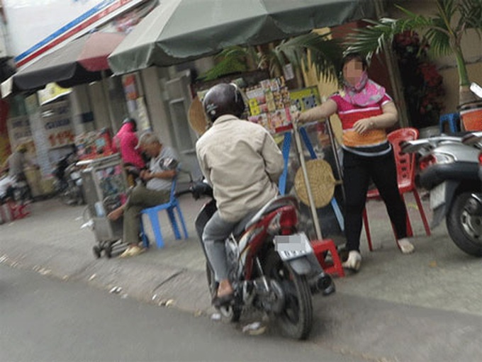 Roofies sold openly in HCM City - 1