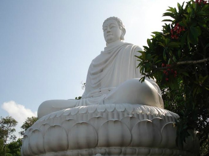 The most famous pagodas in Vung Tau - 1